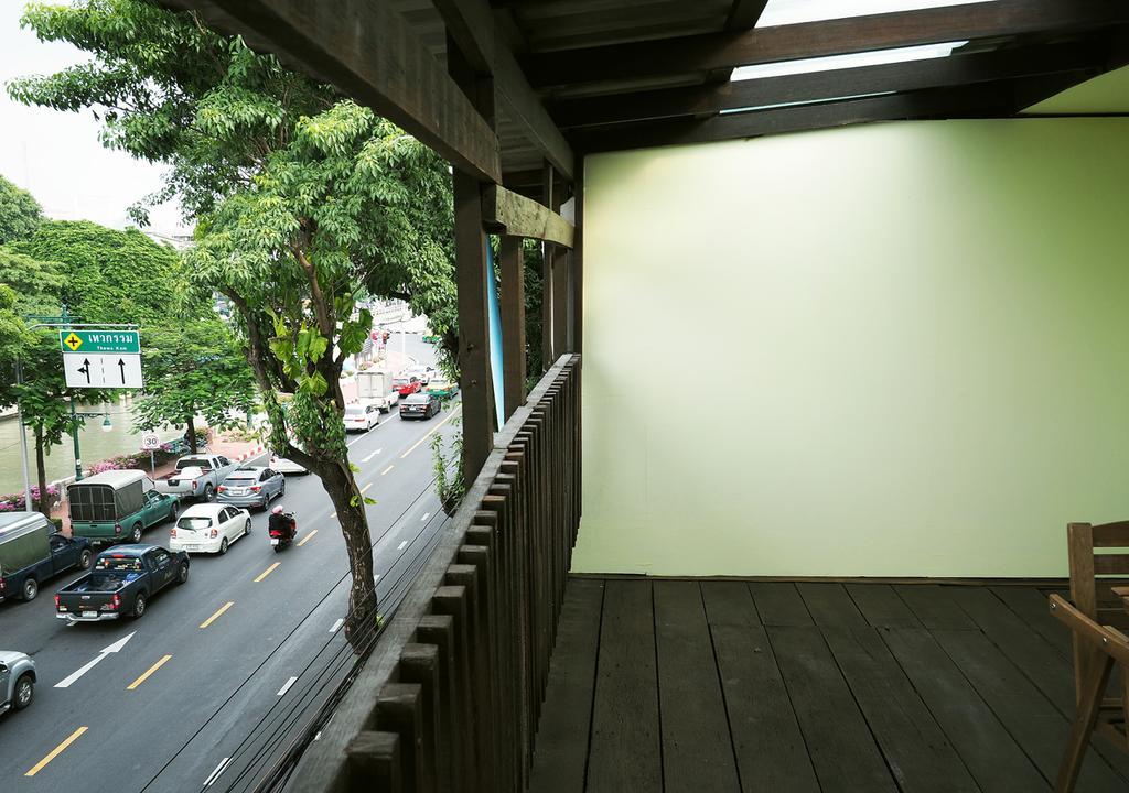 The Serene House Bangkok Extérieur photo